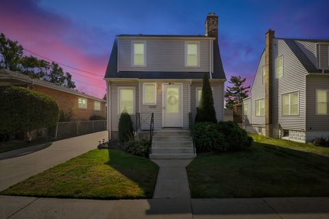 Tiny photo for 3043 W 96th Place, Evergreen Park, IL 60805 (MLS # 12496190)