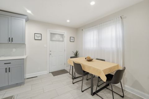 Tiny photo for 3043 W 96th Place, Evergreen Park, IL 60805 (MLS # 12496190)