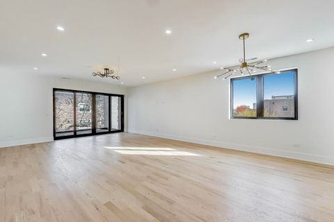 Tiny photo for 2307 W Foster Avenue #1, Chicago, IL 60625 (MLS # 12534541)