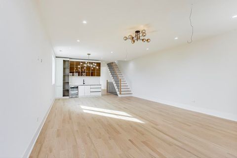 Tiny photo for 2307 W Foster Avenue #1, Chicago, IL 60625 (MLS # 12534541)