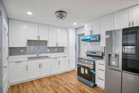 Tiny photo for 7031 glenwood Lane, Hanover Park, IL 60133 (MLS # 12498641)