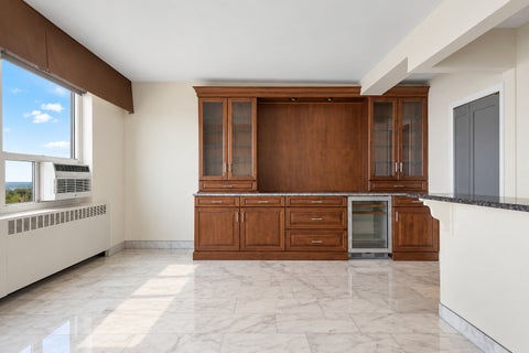 Tiny photo for 3180 N Lake Shore Drive #17F, Chicago, IL 60657 (MLS # 12777425)