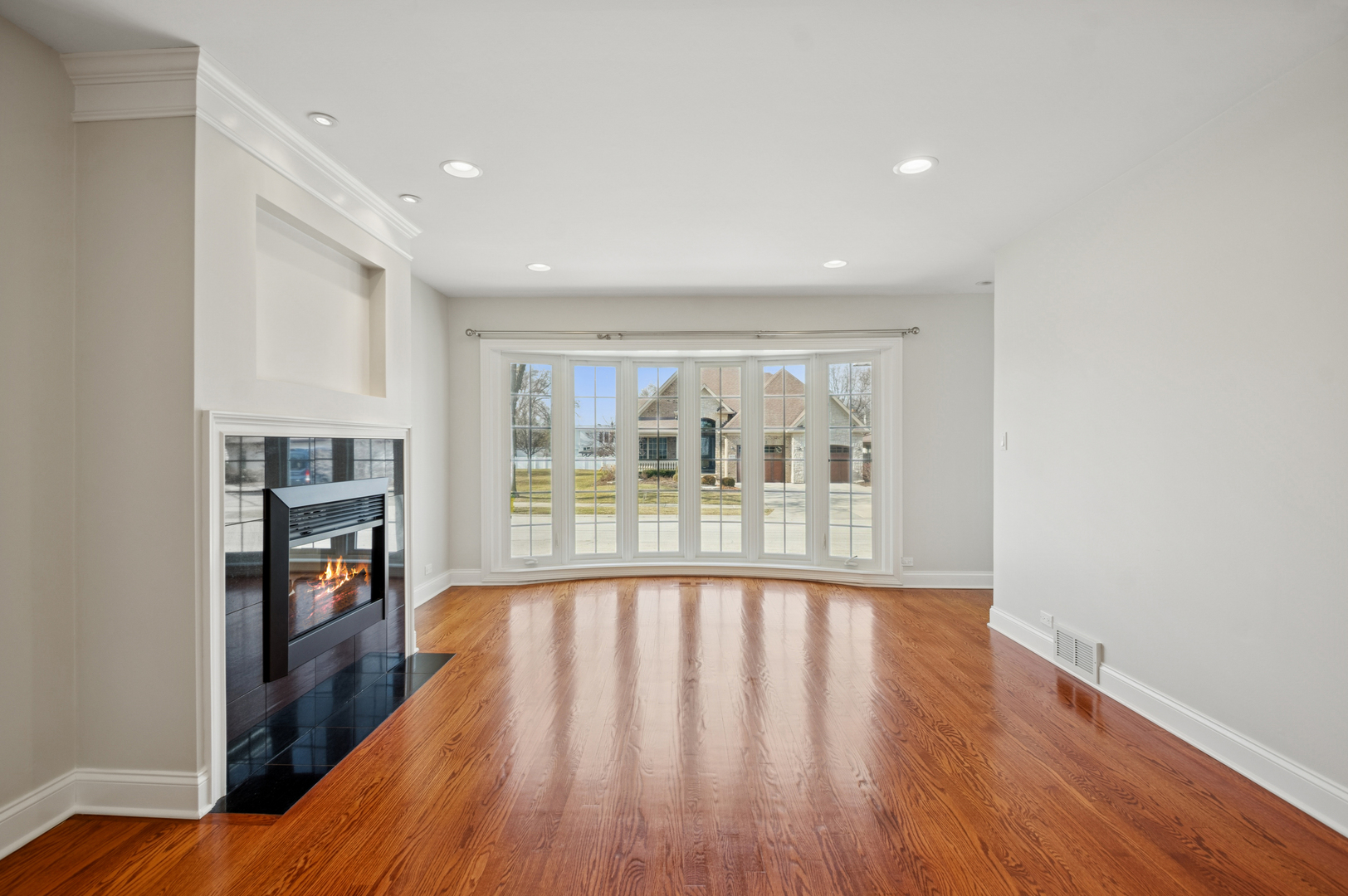 8455 N Chester Avenue