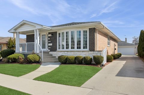 8455 N Chester Avenue Niles IL 60714