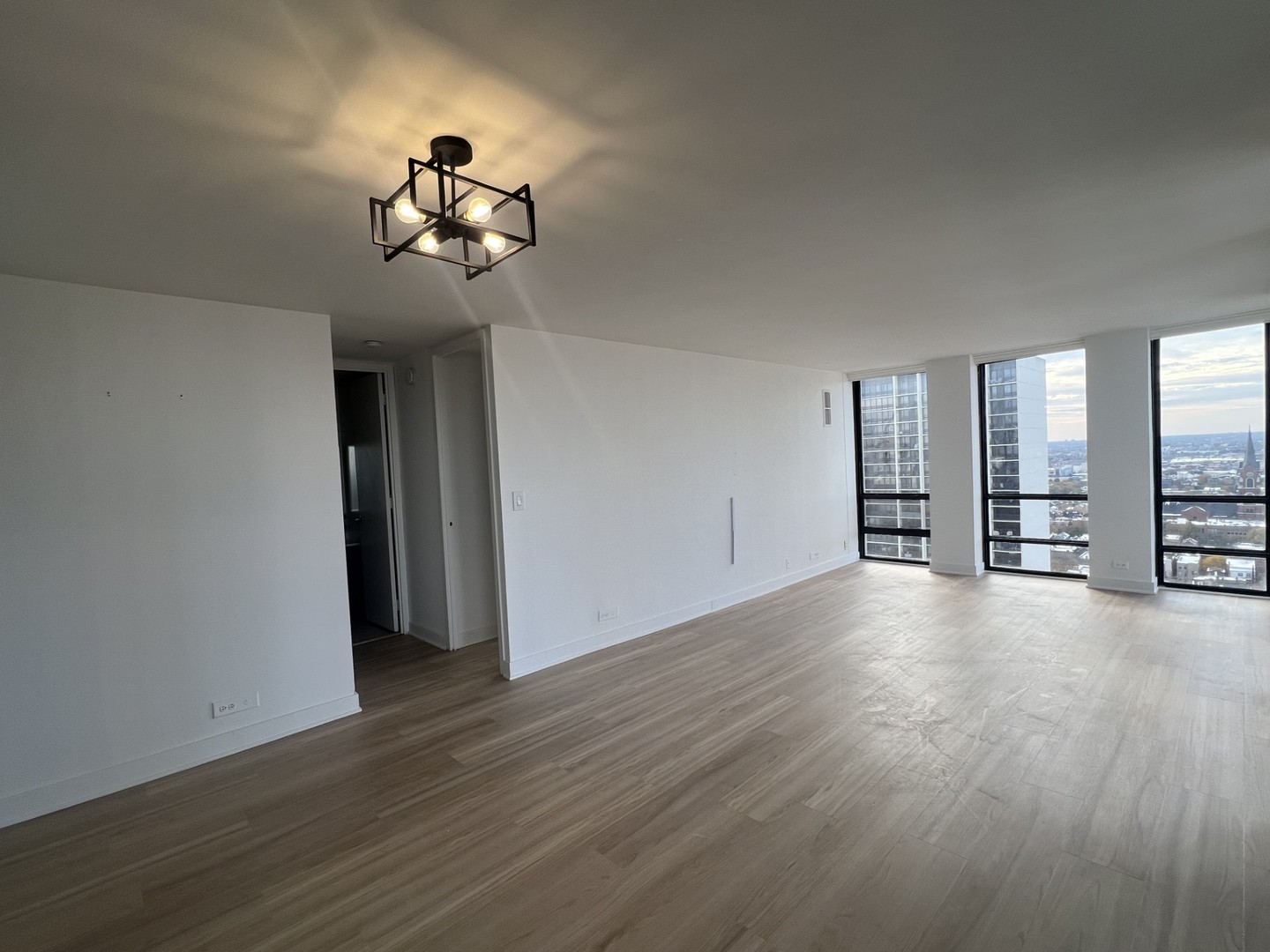 1660 N LaSalle Drive 2812