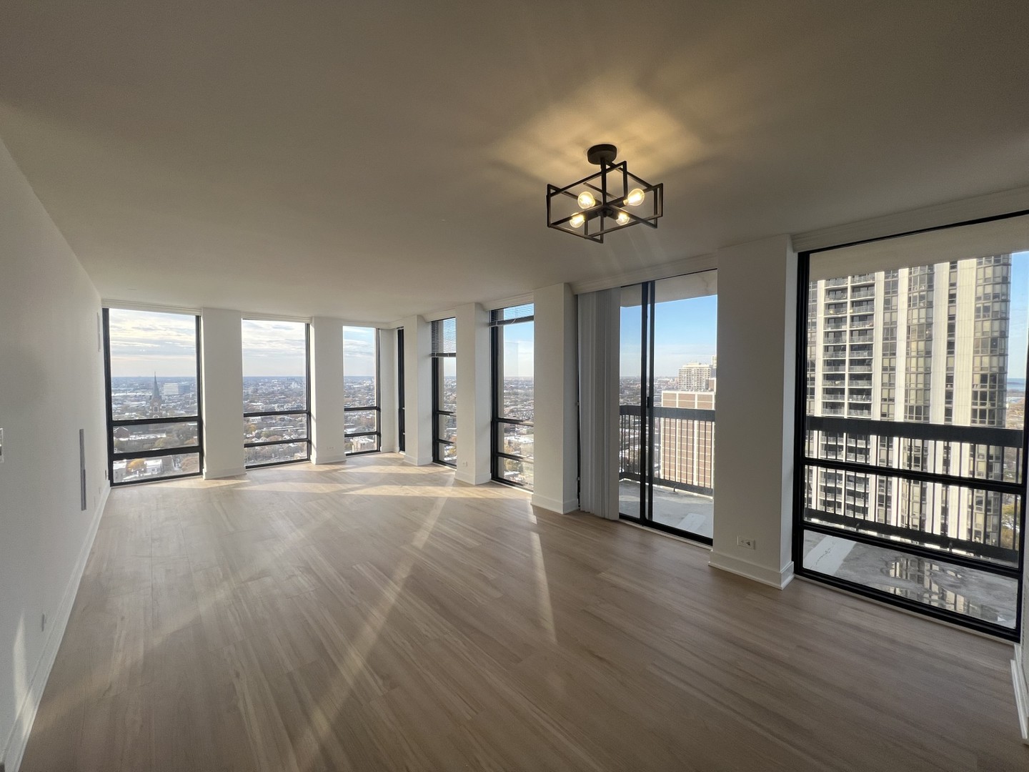 1660 N LaSalle Drive 2812