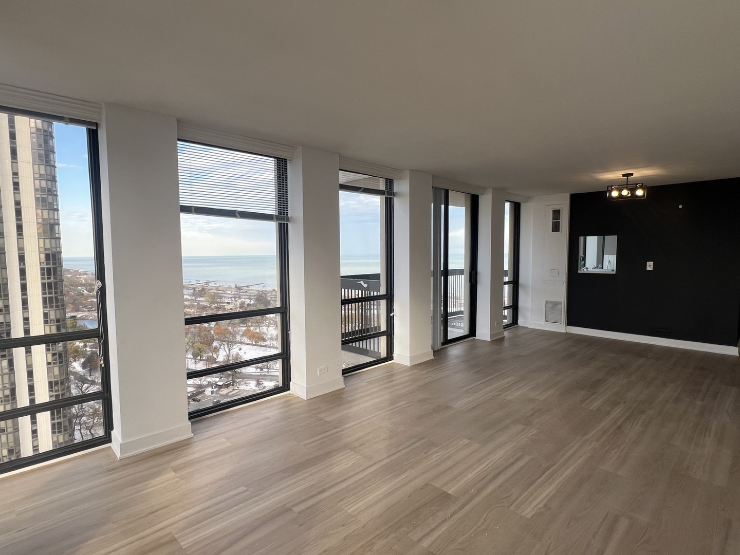 1660 N LaSalle Drive 2812