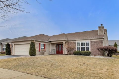 Photo of 11879 Chatfield Crossing, Huntley, IL 60142 (MLS # 12582353)
