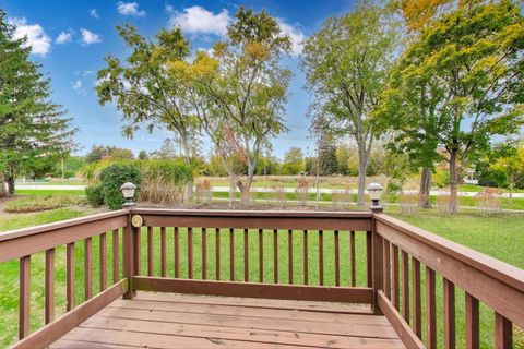 Tiny photo for 6648 Weather Hill Drive, Willowbrook, IL 60527 (MLS # 12542132)