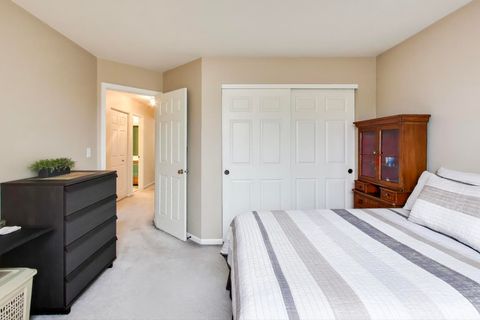 Tiny photo for 6648 Weather Hill Drive, Willowbrook, IL 60527 (MLS # 12542132)