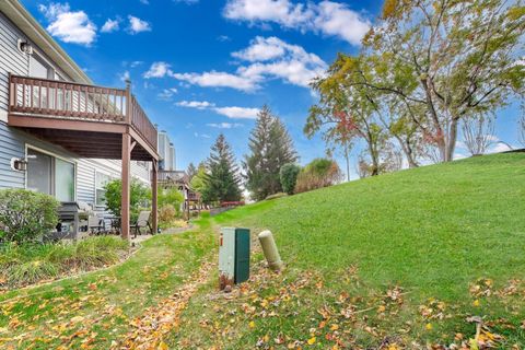 Tiny photo for 6648 Weather Hill Drive, Willowbrook, IL 60527 (MLS # 12542132)