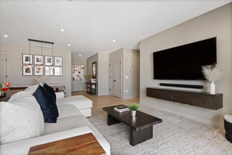 Tiny photo for 1523 N Western Avenue #4C, Chicago, IL 60622 (MLS # 12644077)