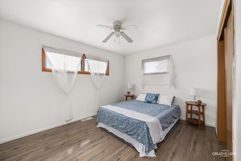 Tiny photo for 323 Kingswood Drive, North Aurora, IL 60542 (MLS # 12754645)