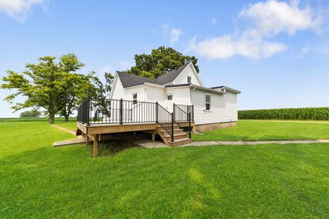 Tiny photo for 2711 E 800 North Road, Wenona, IL 61377 (MLS # 12439814)