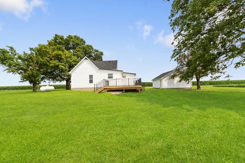 Tiny photo for 2711 E 800 North Road, Wenona, IL 61377 (MLS # 12439814)