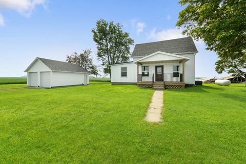 Photo of 2711 E 800 North Road, Wenona, IL 61377 (MLS # 12439814)