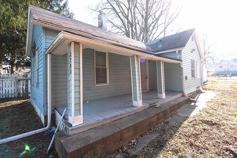 Photo of 2708 7th Avenue, RockIsland, IL 61201 (MLS # 100000503)