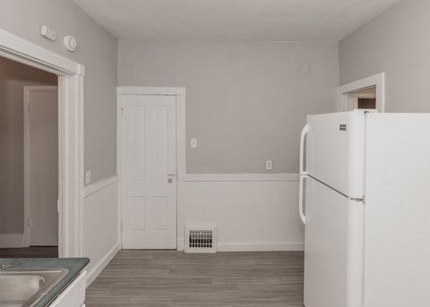 Tiny photo for 2708 7th Avenue, Rock Island, IL 61201 (MLS # 100000503)