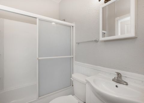 Tiny photo for 2708 7th Avenue, Rock Island, IL 61201 (MLS # 100000503)