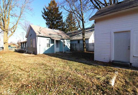 Tiny photo for 2708 7th Avenue, Rock Island, IL 61201 (MLS # 100000503)