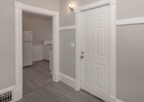 Tiny photo for 2708 7th Avenue, Rock Island, IL 61201 (MLS # 100000503)