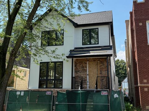 Photo of 3716 N Richmond Street, Chicago, IL 60618 (MLS # 12451954)