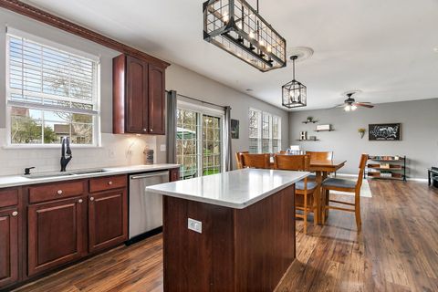 Tiny photo for 4951 Thistle Lane, Lake In The Hills, IL 60156 (MLS # 12609903)