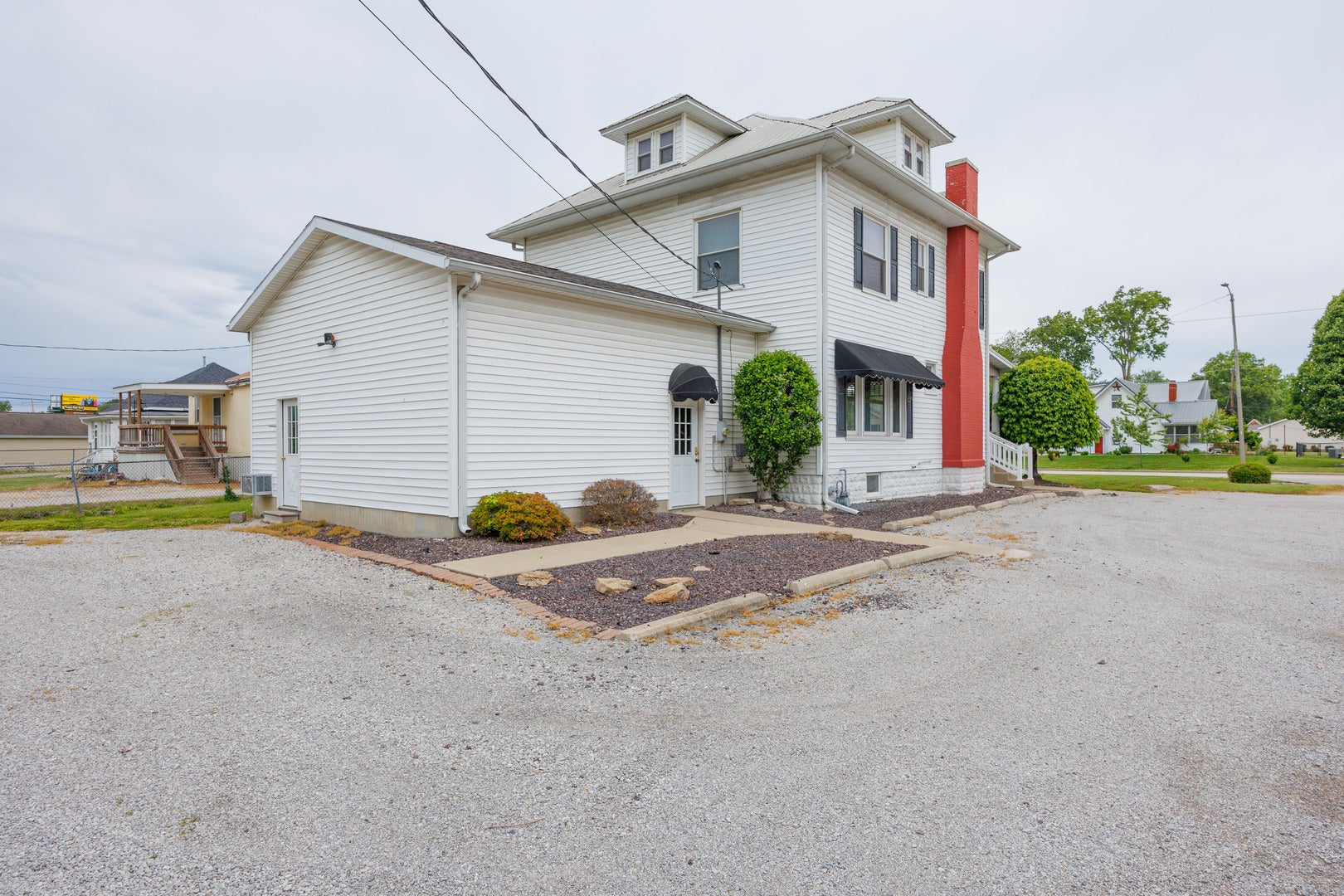 1015 W Main Street W