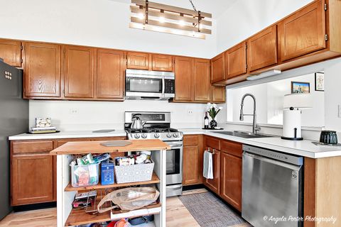 Tiny photo for 911 Ann Arbor Lane #25-3, Vernon Hills, IL 60061 (MLS # 12491518)