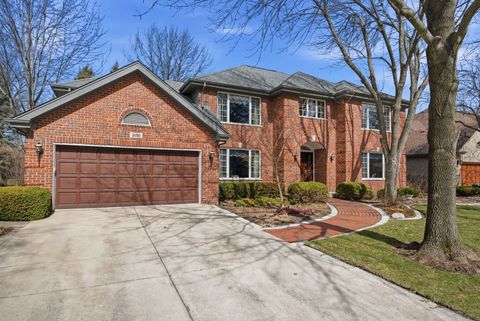 Tiny photo for 500 Buckingham Place, Downers Grove, IL 60516 (MLS # 12590570)
