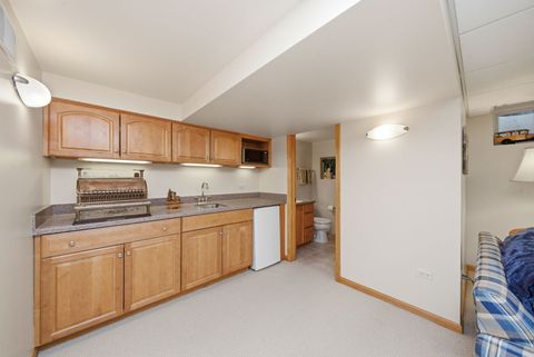 Tiny photo for 500 Buckingham Place, Downers Grove, IL 60516 (MLS # 12590570)