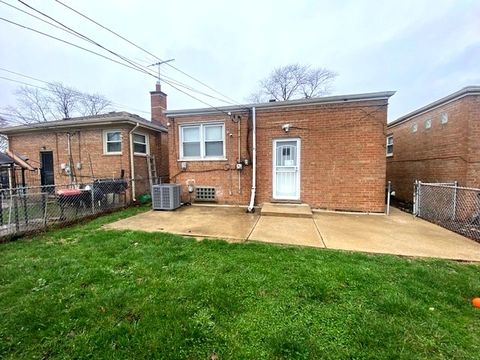 Tiny photo for 7955 S Wentworth Avenue, Chicago, IL 60620 (MLS # 12620393)