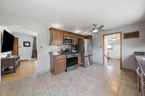 Tiny photo for 6743 106th Place, Chicago Ridge, IL 60415 (MLS # 12707999)