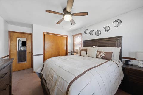 Tiny photo for 6743 106th Place, Chicago Ridge, IL 60415 (MLS # 12707999)