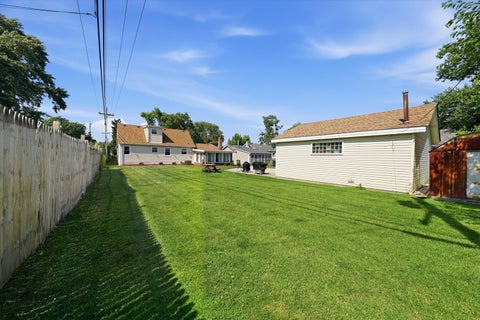 Tiny photo for 6743 106th Place, Chicago Ridge, IL 60415 (MLS # 12707999)