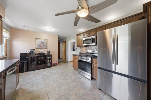 Tiny photo for 6743 106th Place, Chicago Ridge, IL 60415 (MLS # 12707999)