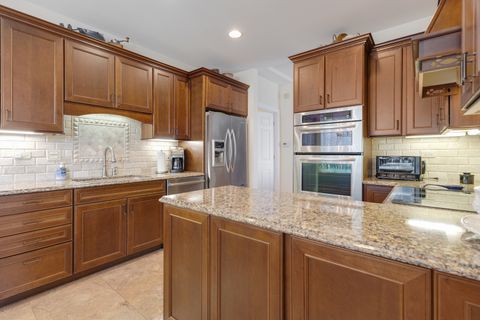 Tiny photo for 2640 Summit Drive #202, Glenview, IL 60025 (MLS # 12623763)