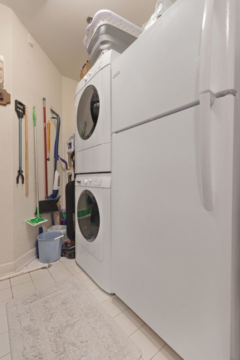 Tiny photo for 2640 Summit Drive #202, Glenview, IL 60025 (MLS # 12623763)