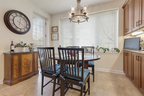 Tiny photo for 2640 Summit Drive #202, Glenview, IL 60025 (MLS # 12623763)