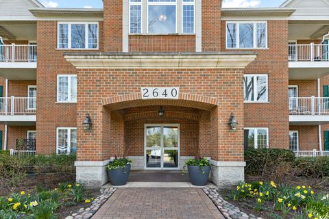 Tiny photo for 2640 Summit Drive #202, Glenview, IL 60025 (MLS # 12623763)