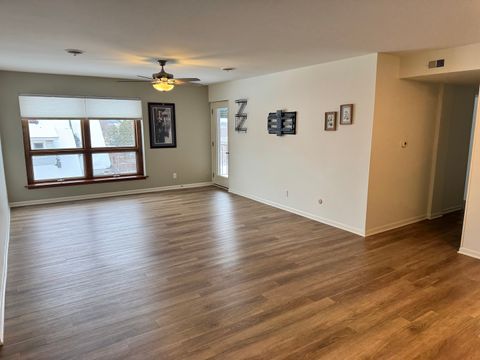 Tiny photo for 450 W Downer Place #4C, Aurora, IL 60506 (MLS # 12426002)
