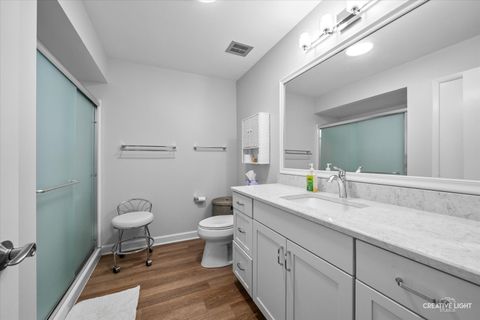 Tiny photo for 450 W Downer Place #4C, Aurora, IL 60506 (MLS # 12426002)