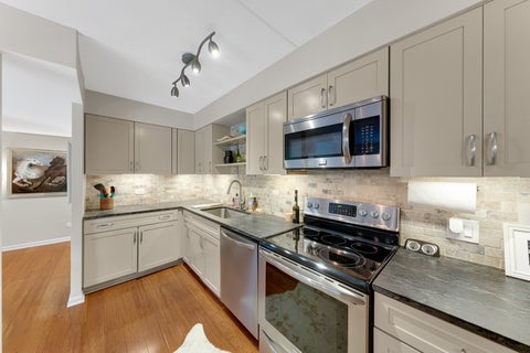 Tiny photo for 1301 N Western Avenue #217, Lake Forest, IL 60045 (MLS # 12739589)