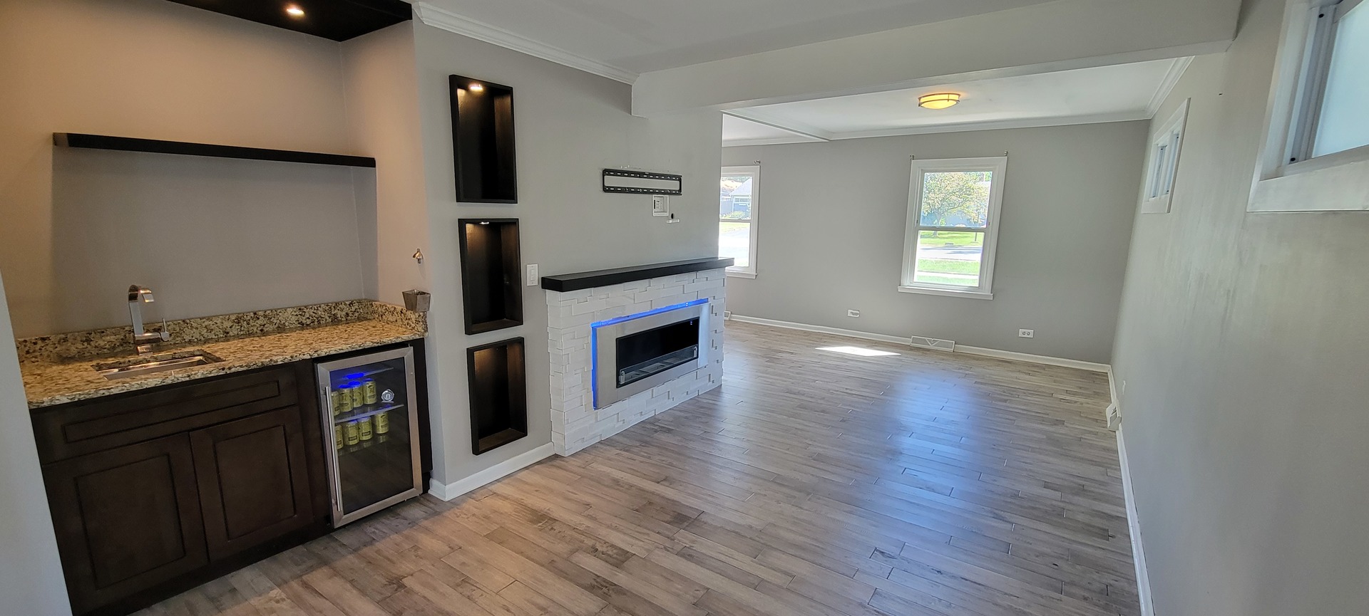 1110 S Chase Street - Photo 2