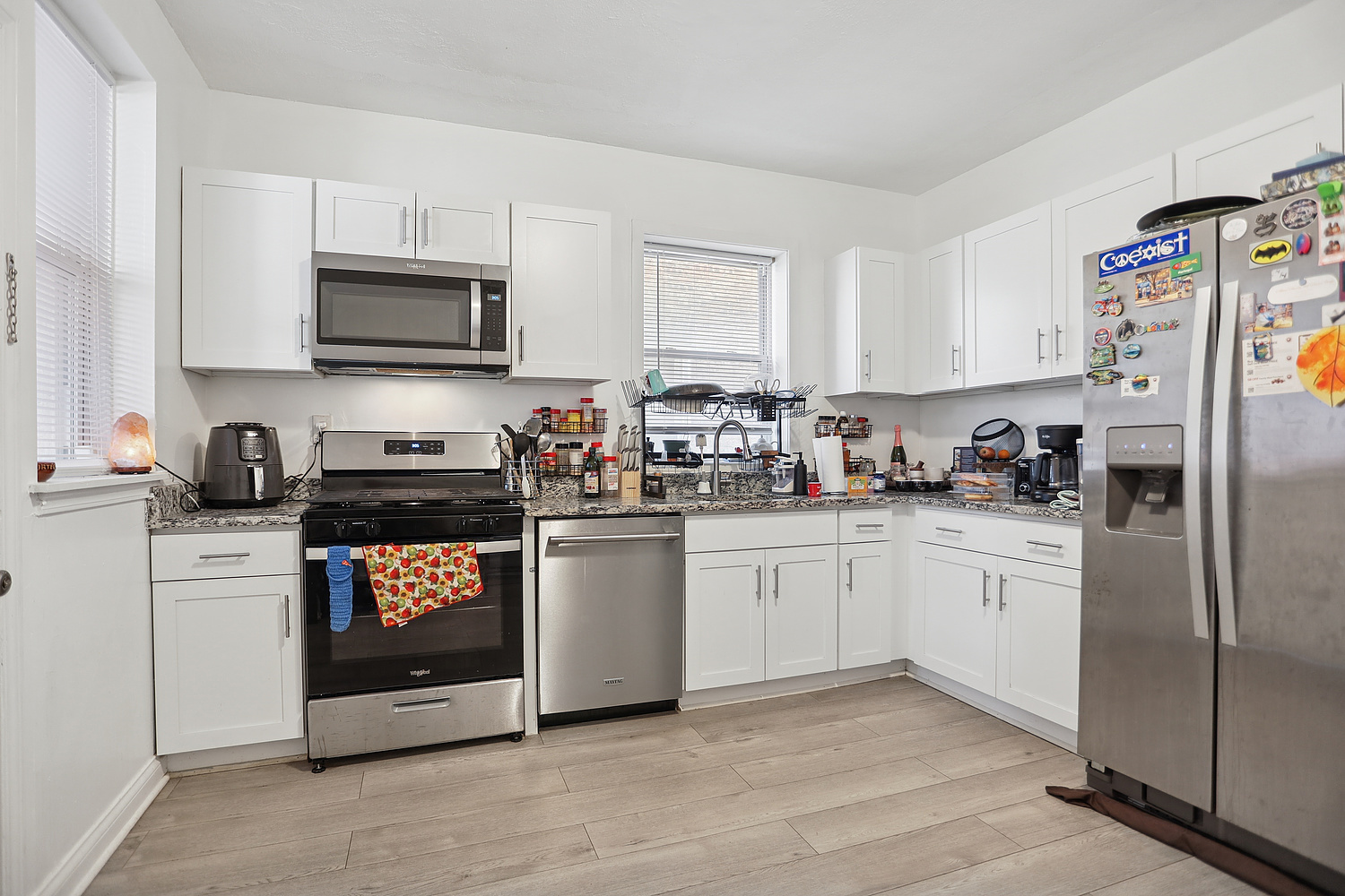 4621 N MONTICELLO Avenue