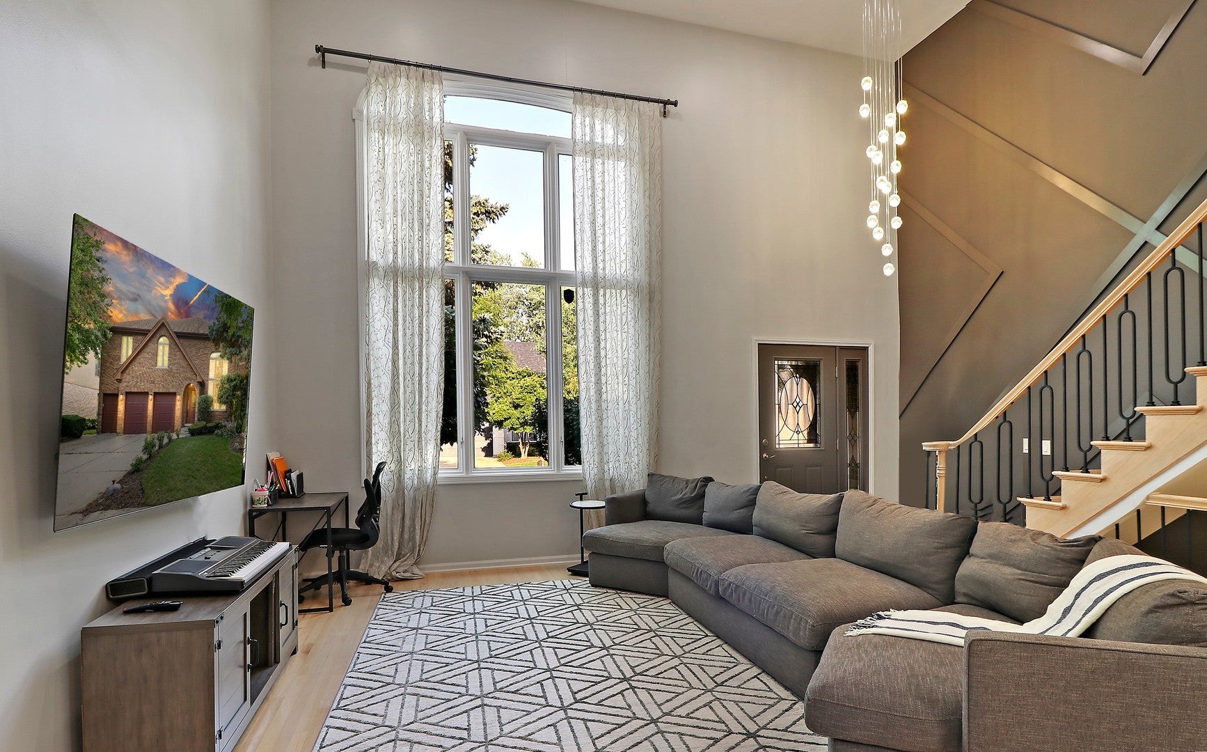 196 Rosedale Court