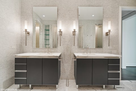 Tiny photo for 77 E Walton Street #24B, Chicago, IL 60611 (MLS # 12780353)