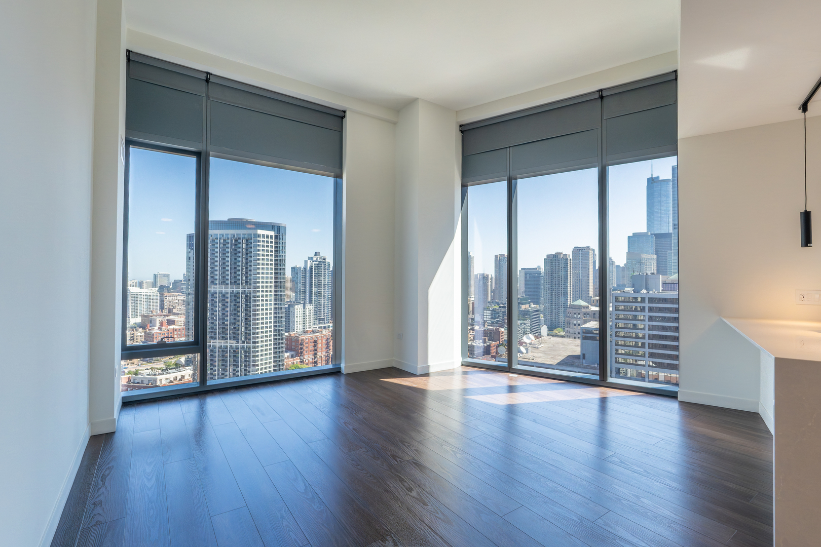 350 N Canal Street 3304