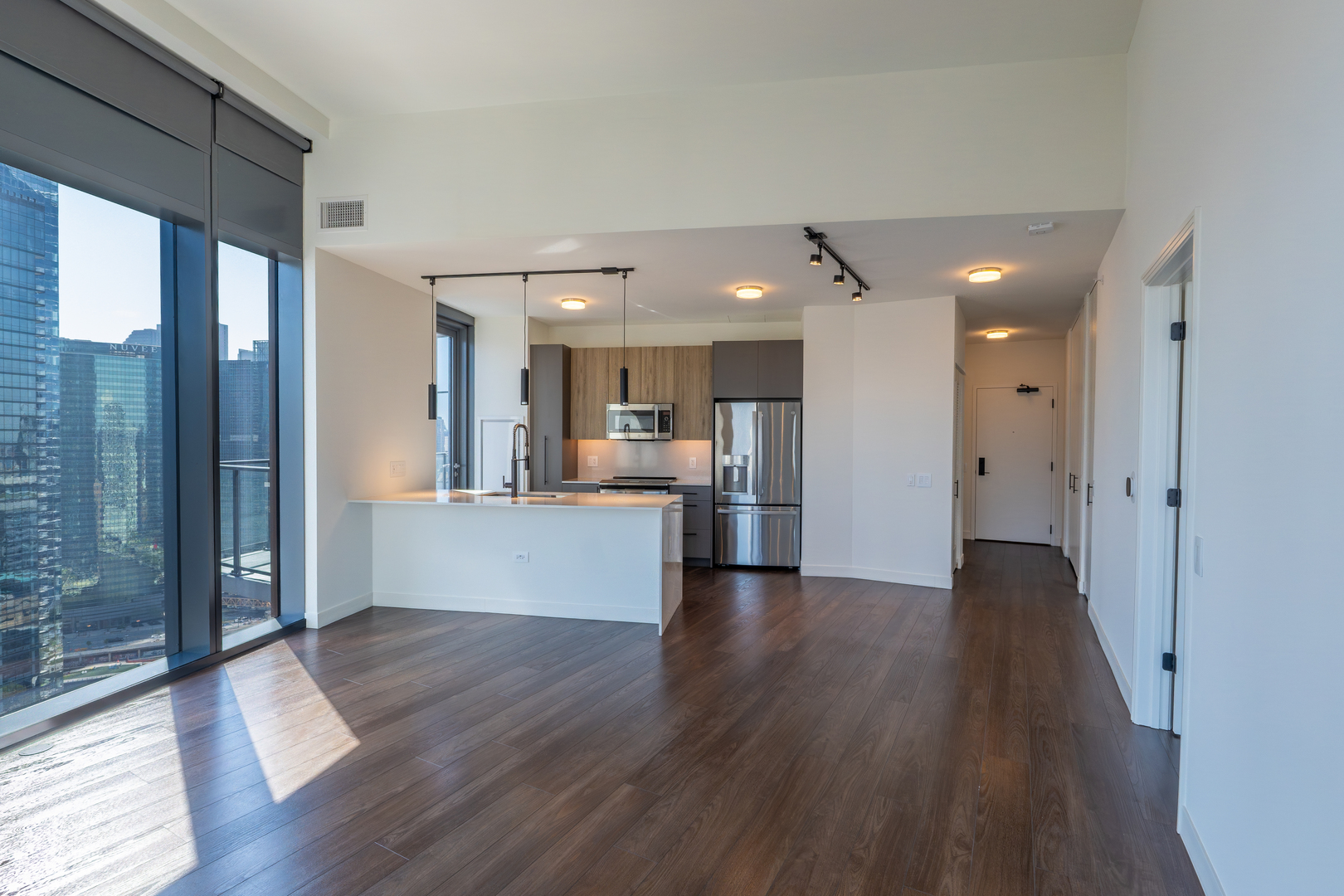 350 N Canal Street 3304