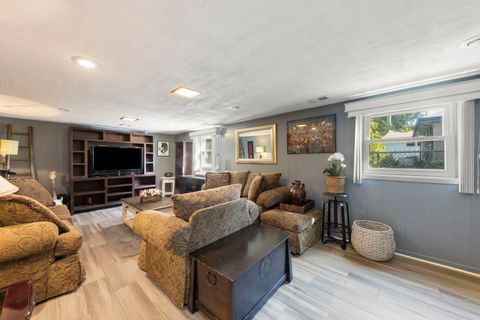 Tiny photo for 5628 W Hawthorne Avenue, Berkeley, IL 60163 (MLS # 12524374)